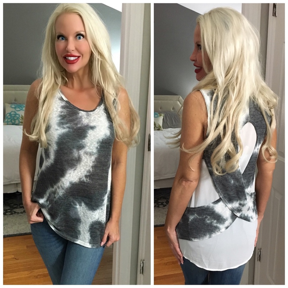 ❤️SUMMER CLEARANCE Charcoal/white chiffon top! - Picture 1 of 2